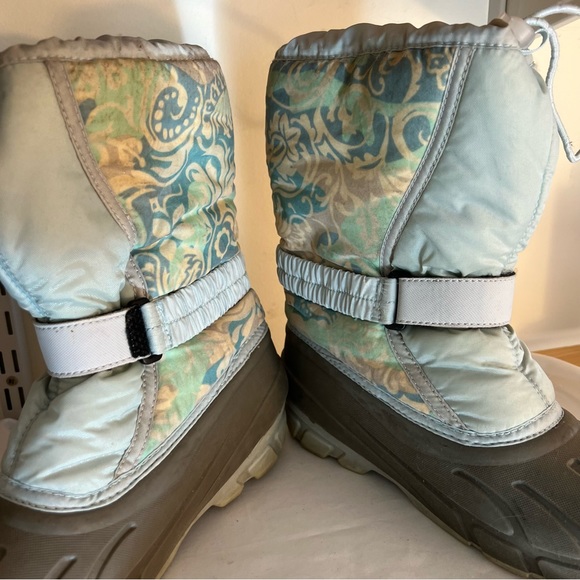 Sorel FLURRY Waterproof Floral Snow Boots Womens Size 5 Blue Gray Rain - Picture 4 of 7